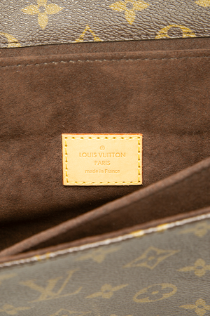 Pochette Metis Bag