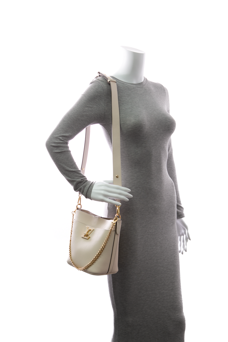 Louis-Vuitton-Lock-And-Walk-Bag-300248