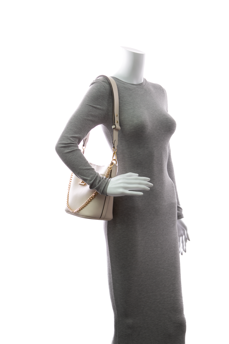 Lock And Walk Bag