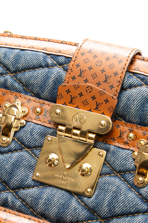 Malletage Trunk Clutch