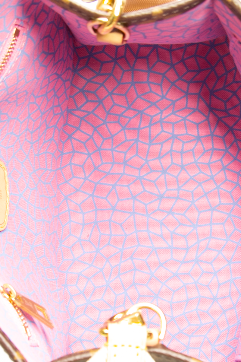 LV x YK OnTheGo PM Tote Bag
