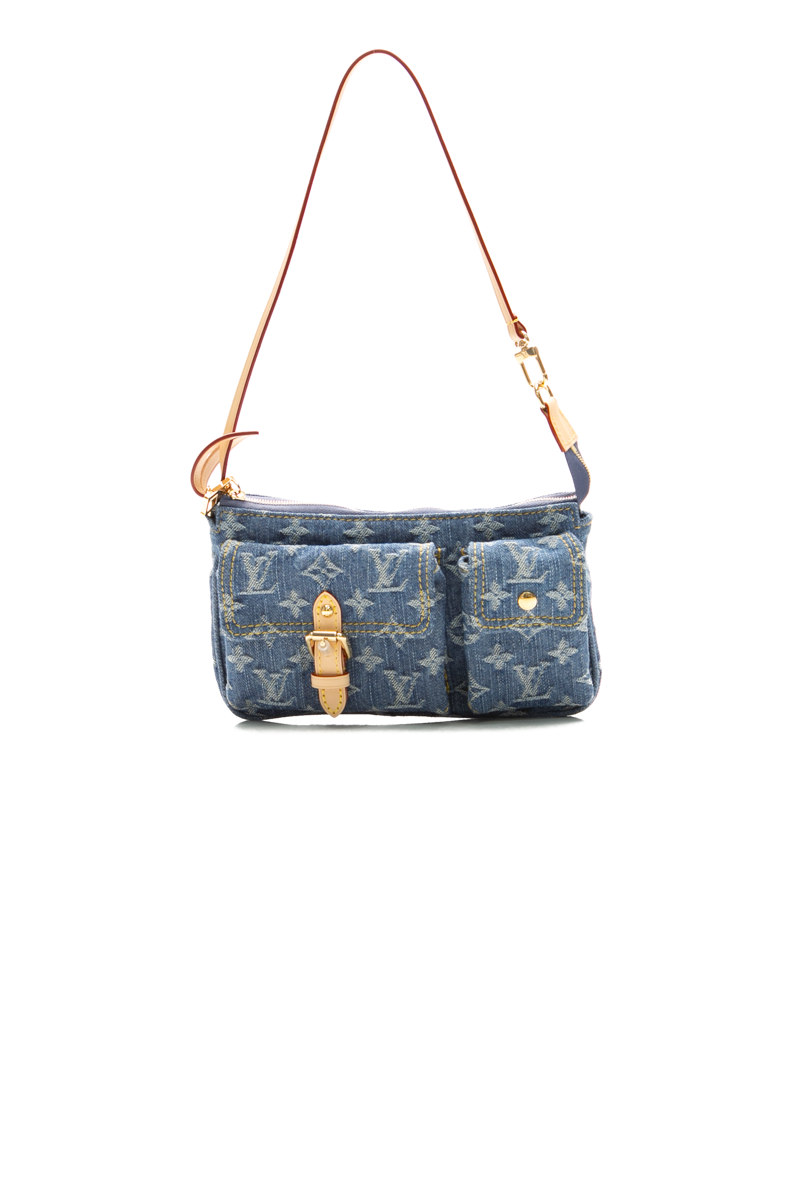 300381-louis-vuitton-Cargo-Pochette-Accessoires