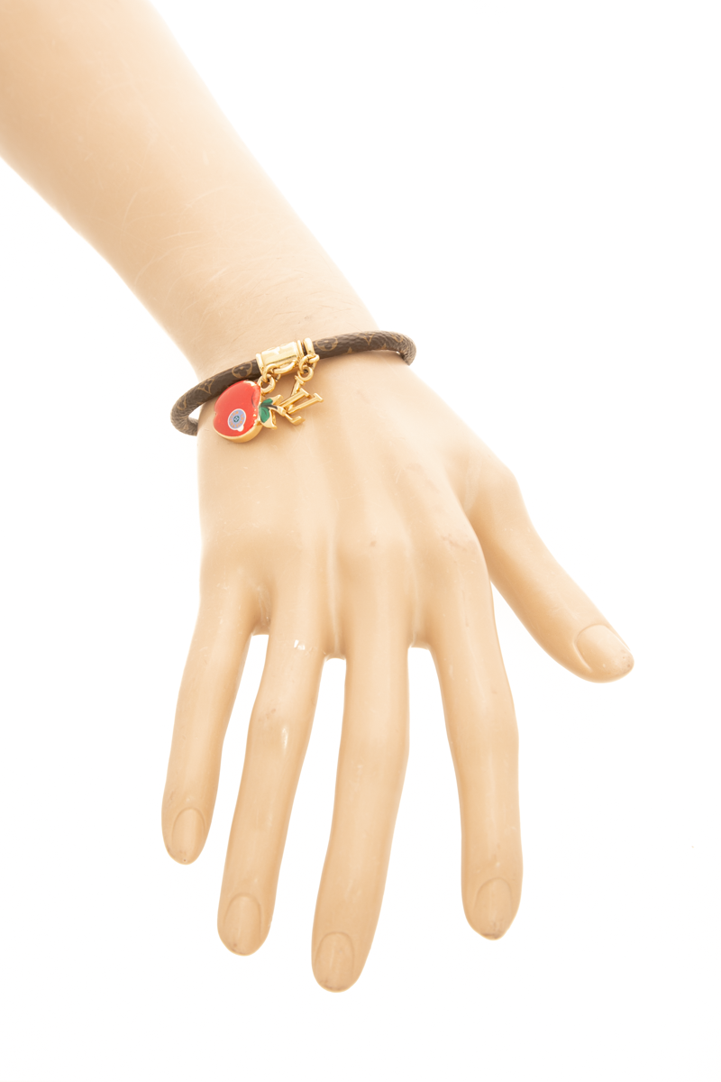 Louis-Vuitton-Apple-Bracelet-292868 