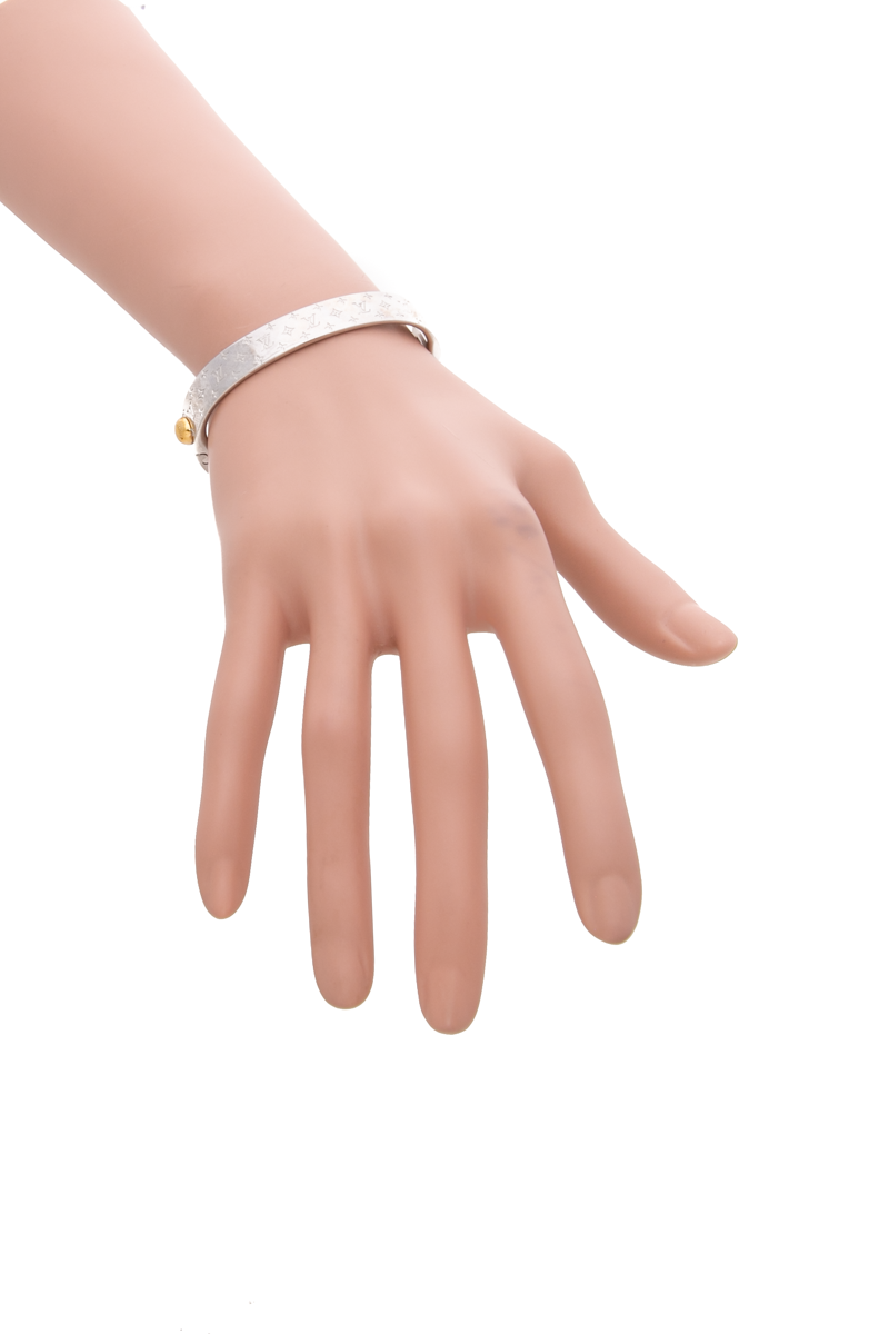 Louis-Vuitton-Monogram-Cuff-Bracelet-297340 
