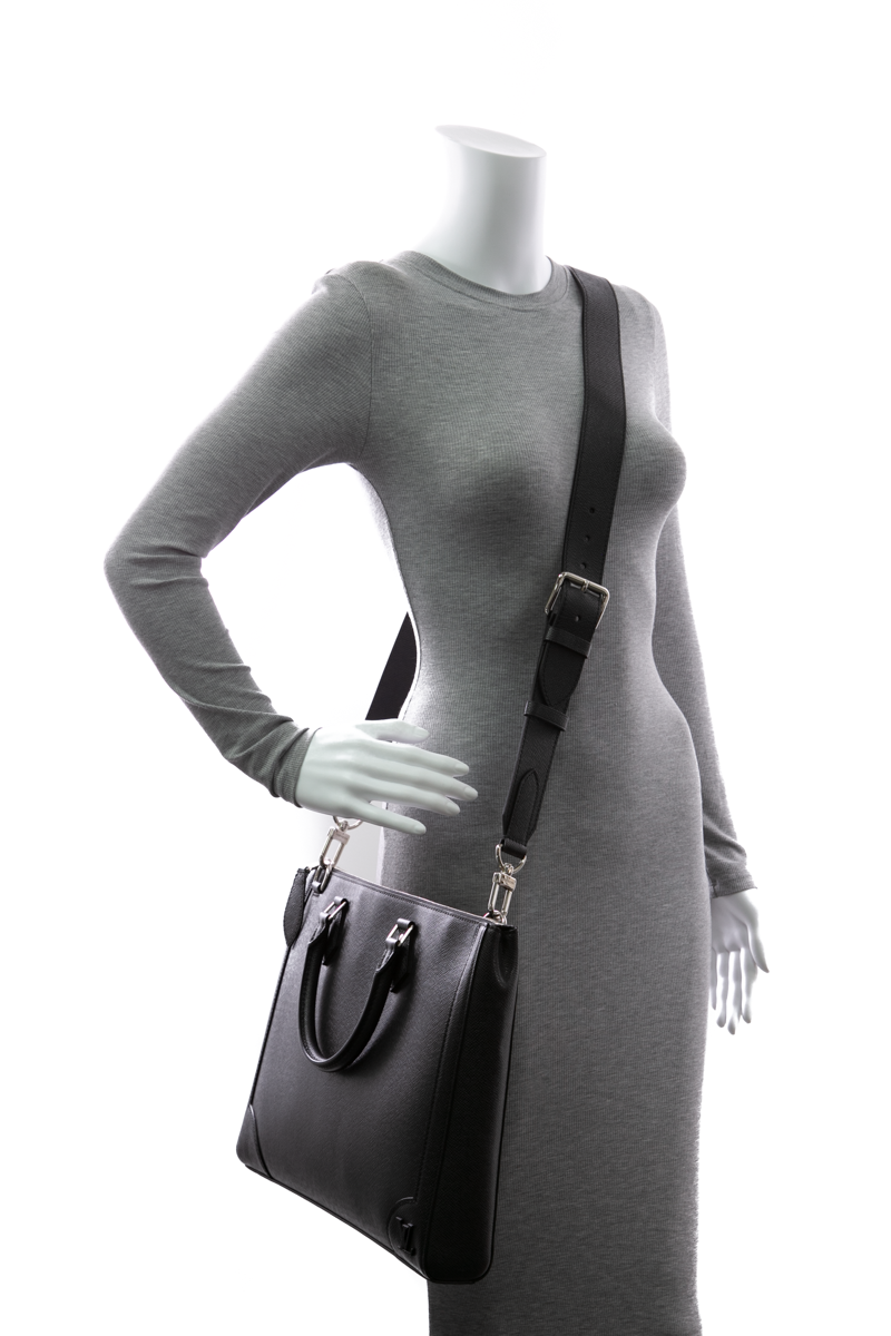 Louis-Vuitton-Slim-Briefcase-299551