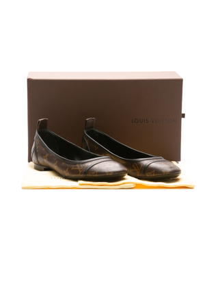 Revival Ballet Flats - Size 37.5