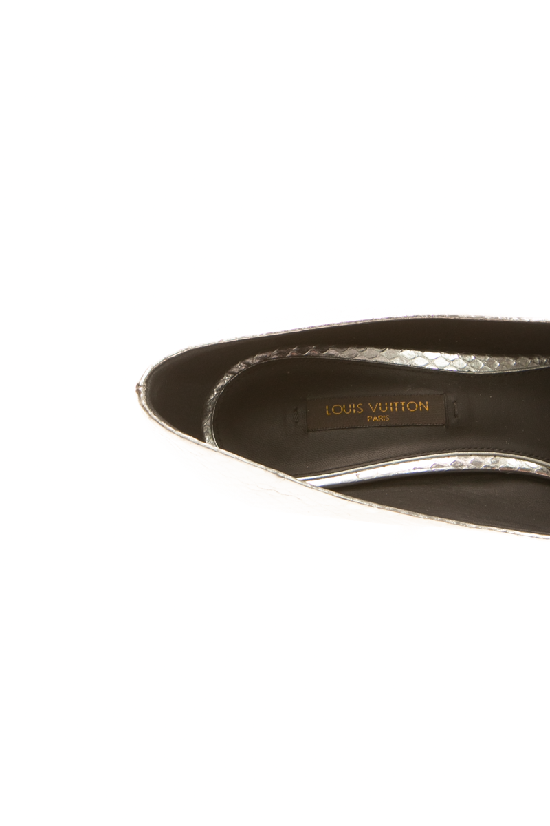 Snakeskin Pumps - Size 36.5