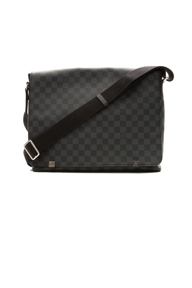Louis-Vuitton-District-GM-Messenger-Bag-299550