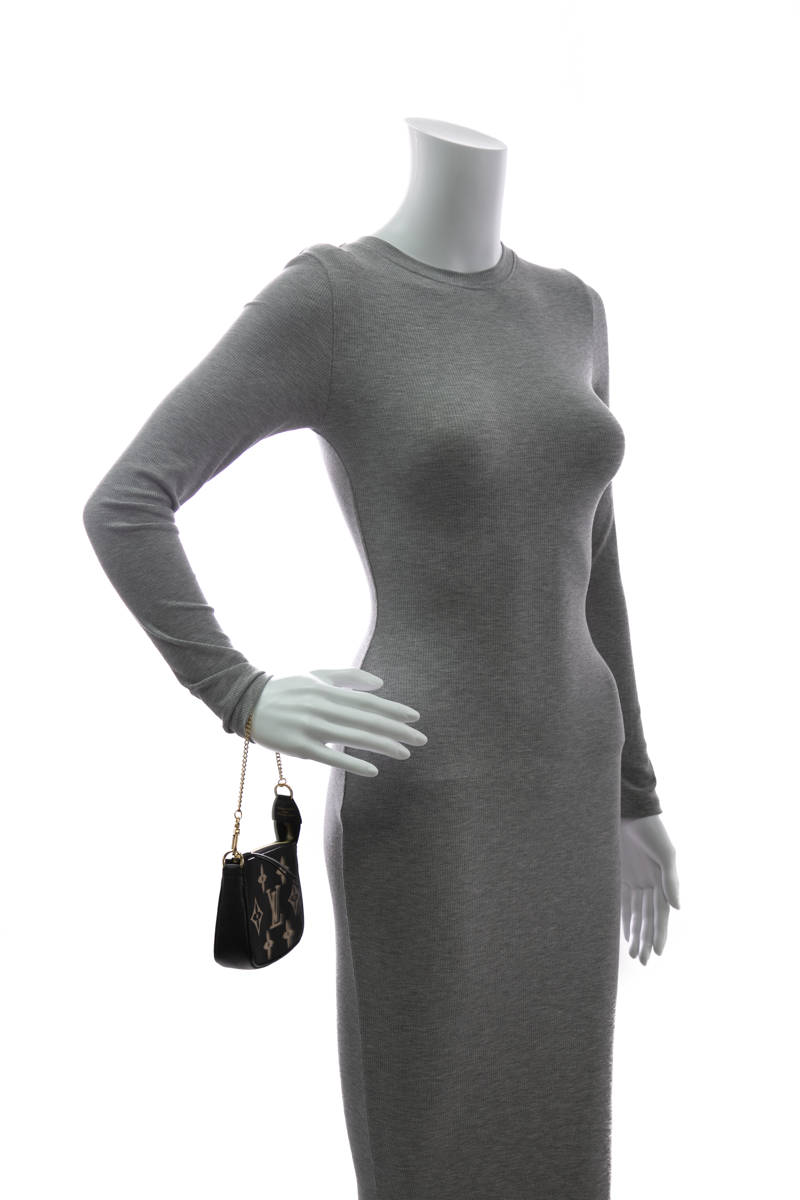 Louis-Vuitton-Mini-Pochette-Accessoires-294929