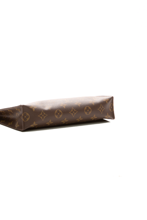 Toiletry 26 Pouch