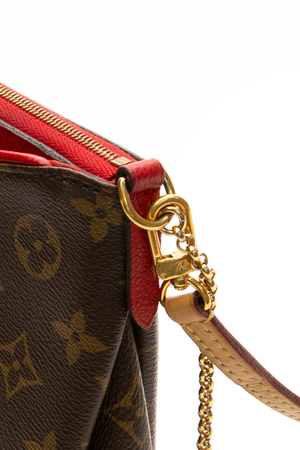 Pallas Clutch Bag
