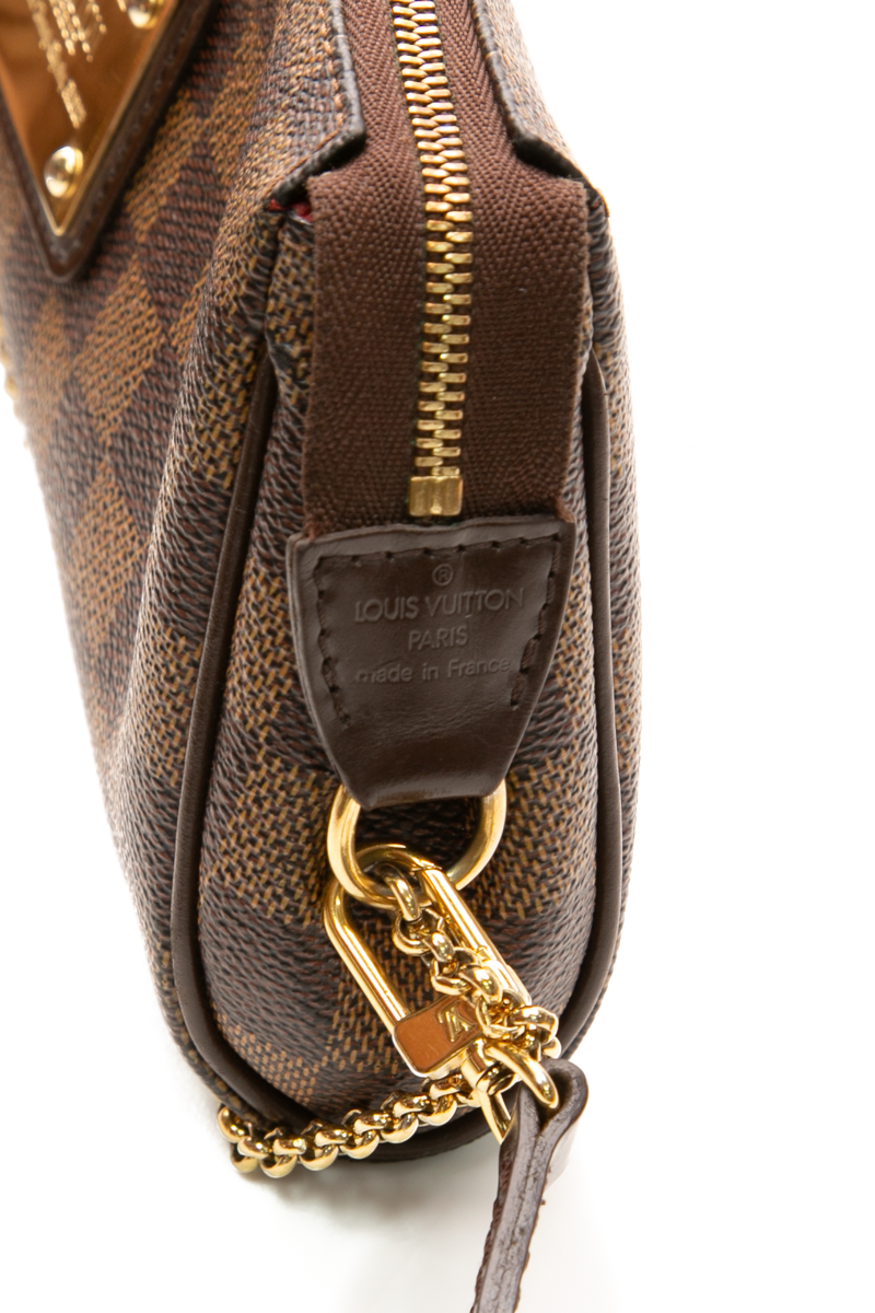 Eva Clutch
