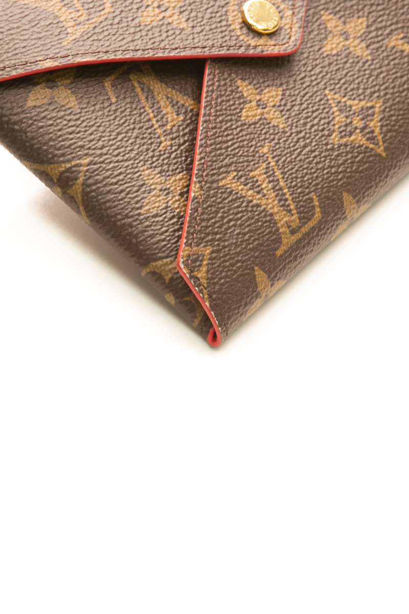 Medium Kirigami Pochette