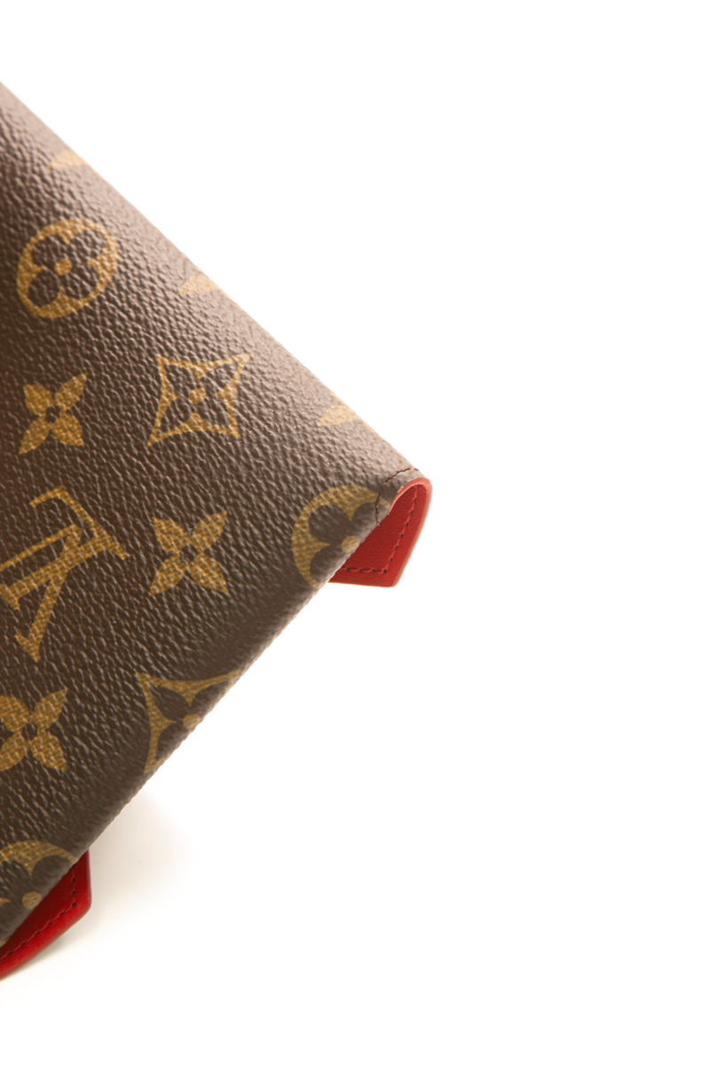 Medium Kirigami Pochette