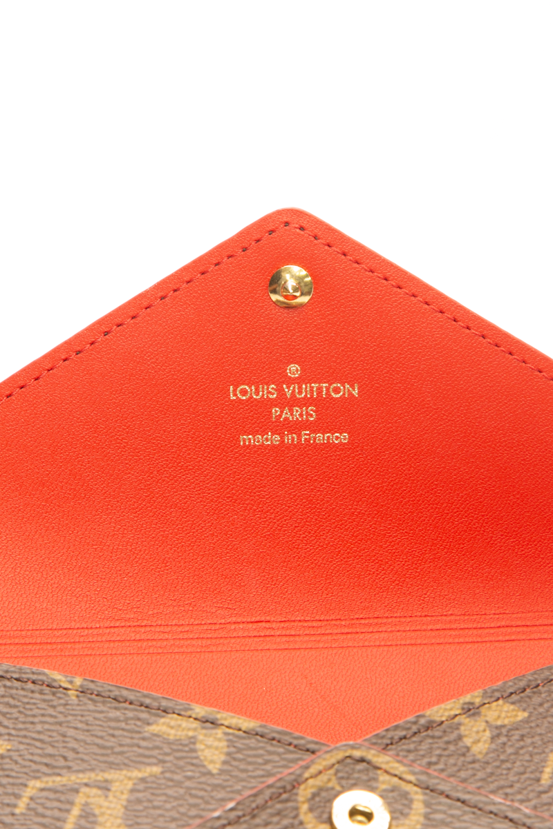 Medium Kirigami Pochette