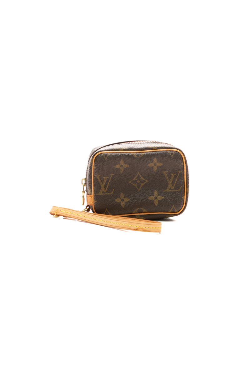 Louis-Vuitton-Wapity-Case-Wristlet-298963