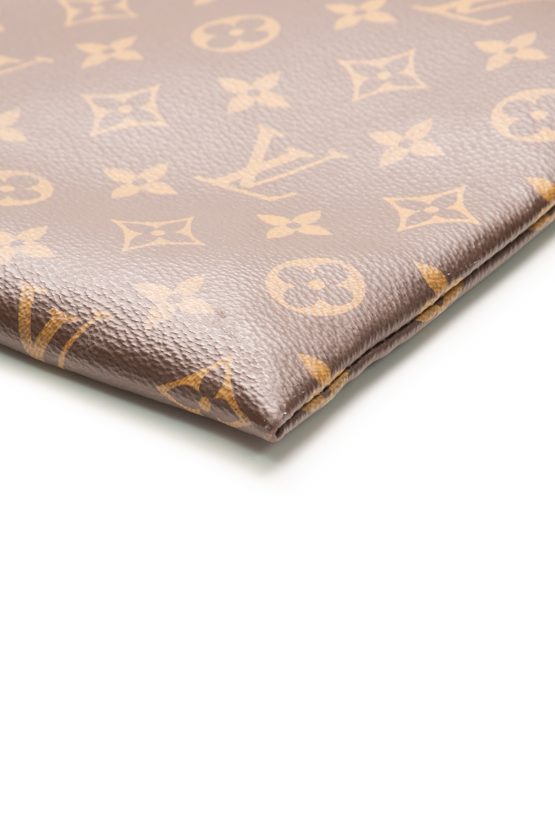 Virgil A4 Pouch