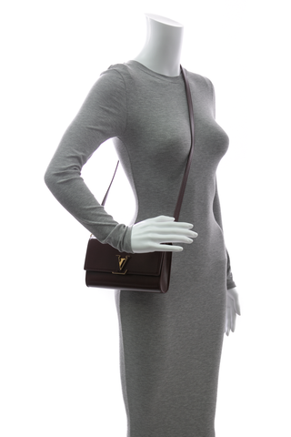 Louis-Vuitton-Capucines-Wallet-On-Chain-Bag-295340