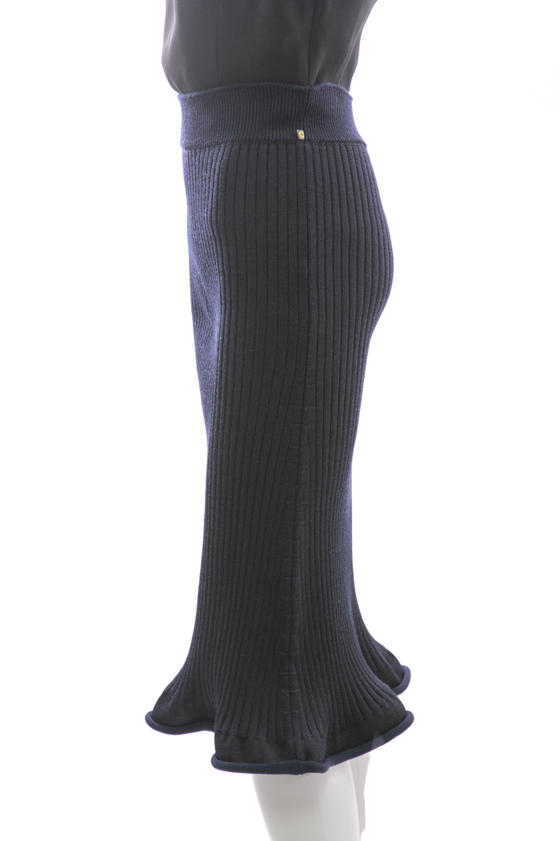 Trumpet Ribbed Skirt - Size Medium