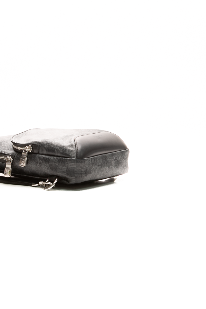 Avenue Sling Bag