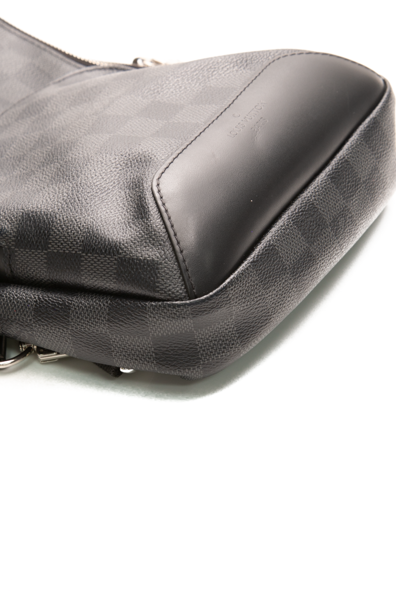 Avenue Sling Bag