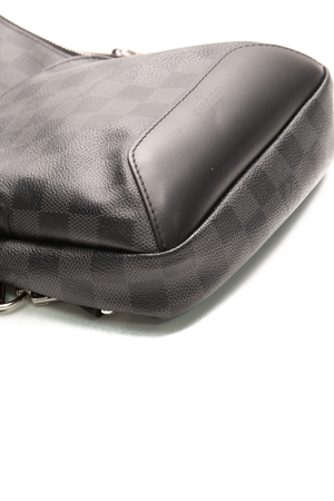 Avenue Sling Bag
