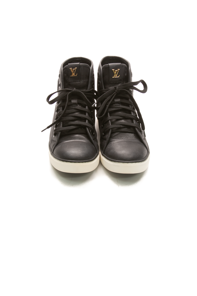 Louis-Vuitton-Punchy-Love-Patch- Sneakers-Size-38-293872