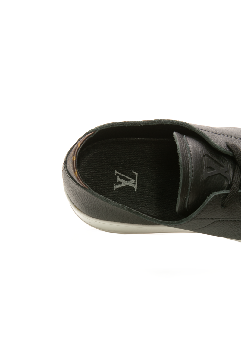 Men&#39;s Resort Sneakers - Size US 11