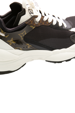 Run 55 Sneakers - Size 37.5