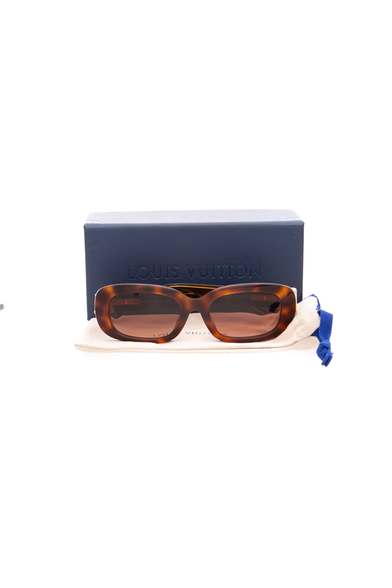 LV Go-14 Oval Sunglasses