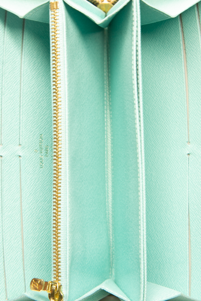 Illustre Zippy Wallet