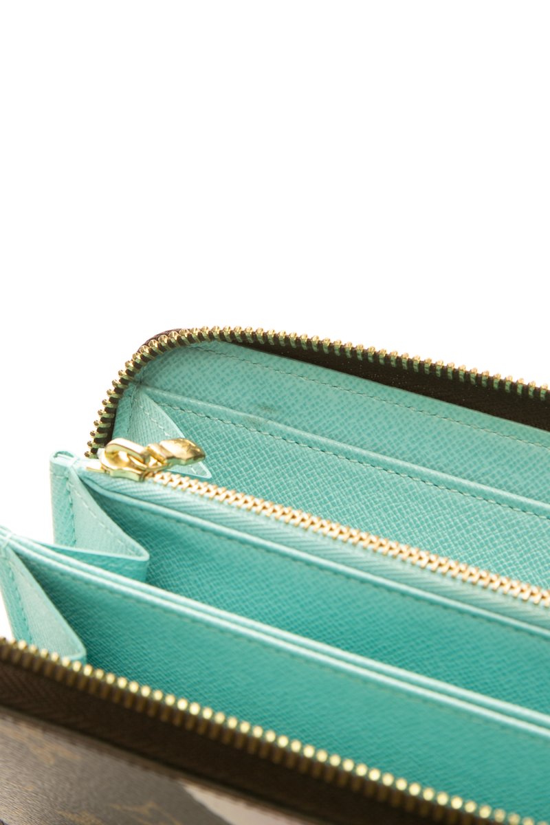 Illustre Zippy Wallet