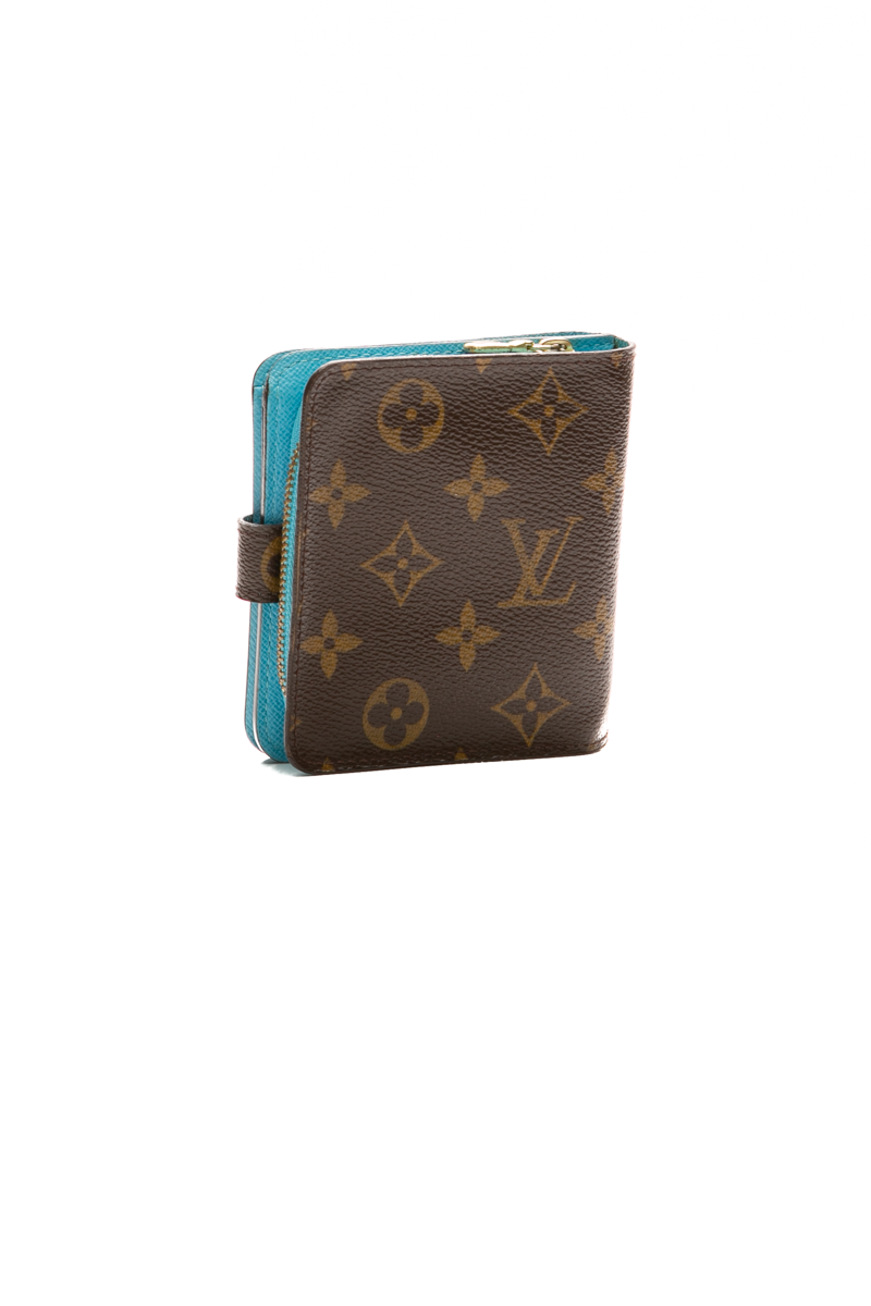 Louis-Vuitton-Compact-Zippy-Wallet-296843