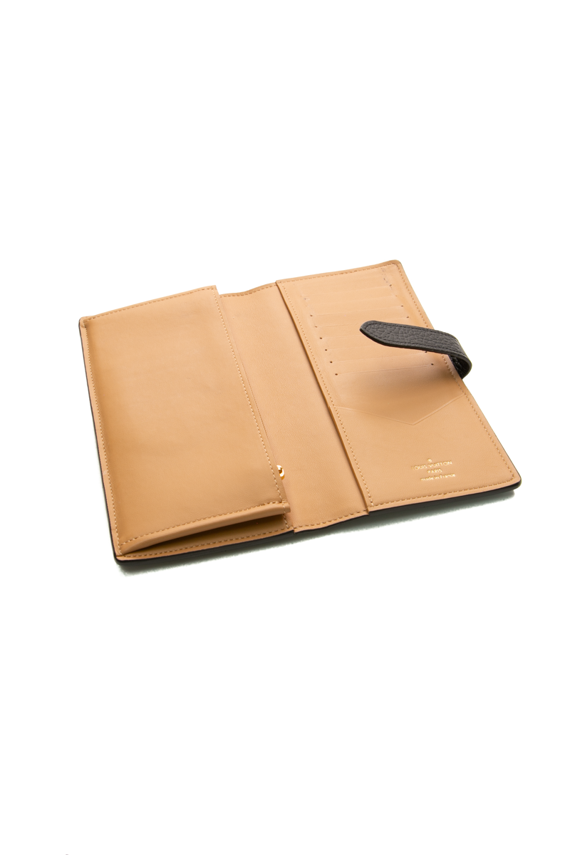 Vertical Capucines Wallets