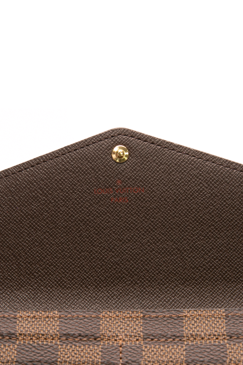 Sarah Wallet