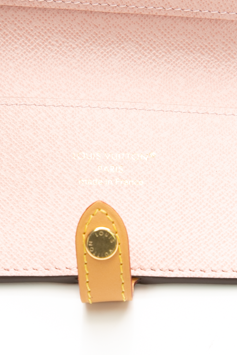 Mattifying Paper Case