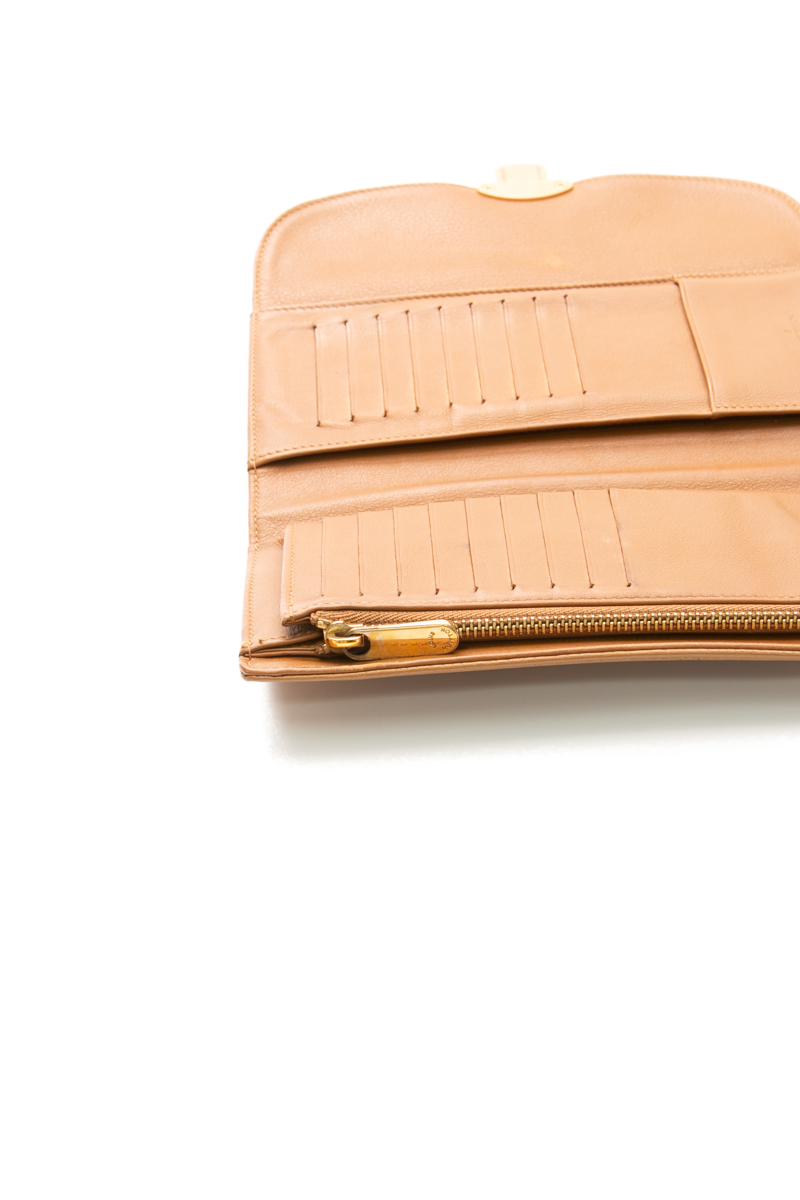 Mahina Amelia Wallet
