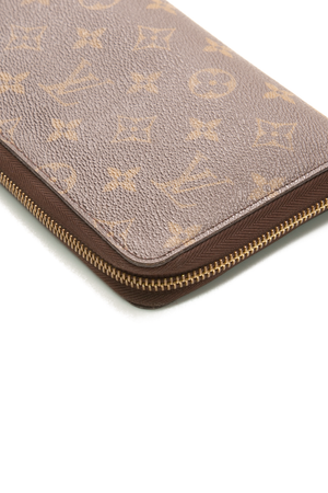 Zippy Organizer Wallet