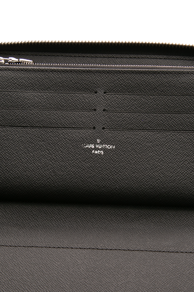 Zippy Organizer Wallet