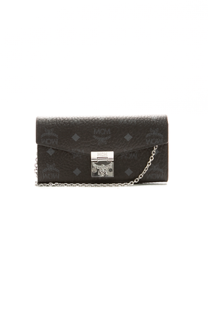 300438-mcm-Tracy-Wallet-on-Chain
