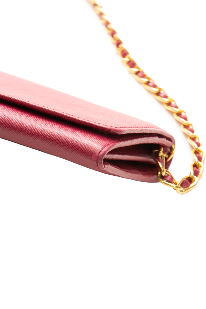 Saffiano Wallet on Chain