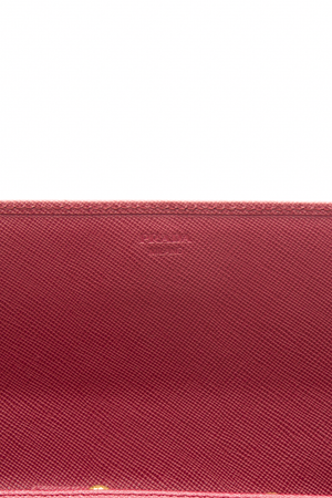 Saffiano Wallet on Chain