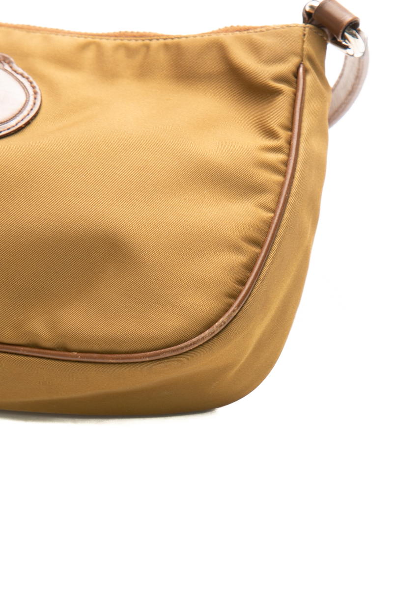 Vintage Logo Shoulder Bag