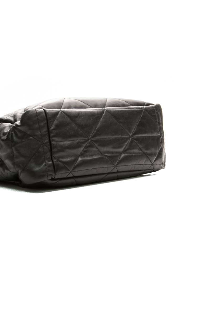 Flou Dynamique Large Tote Bag