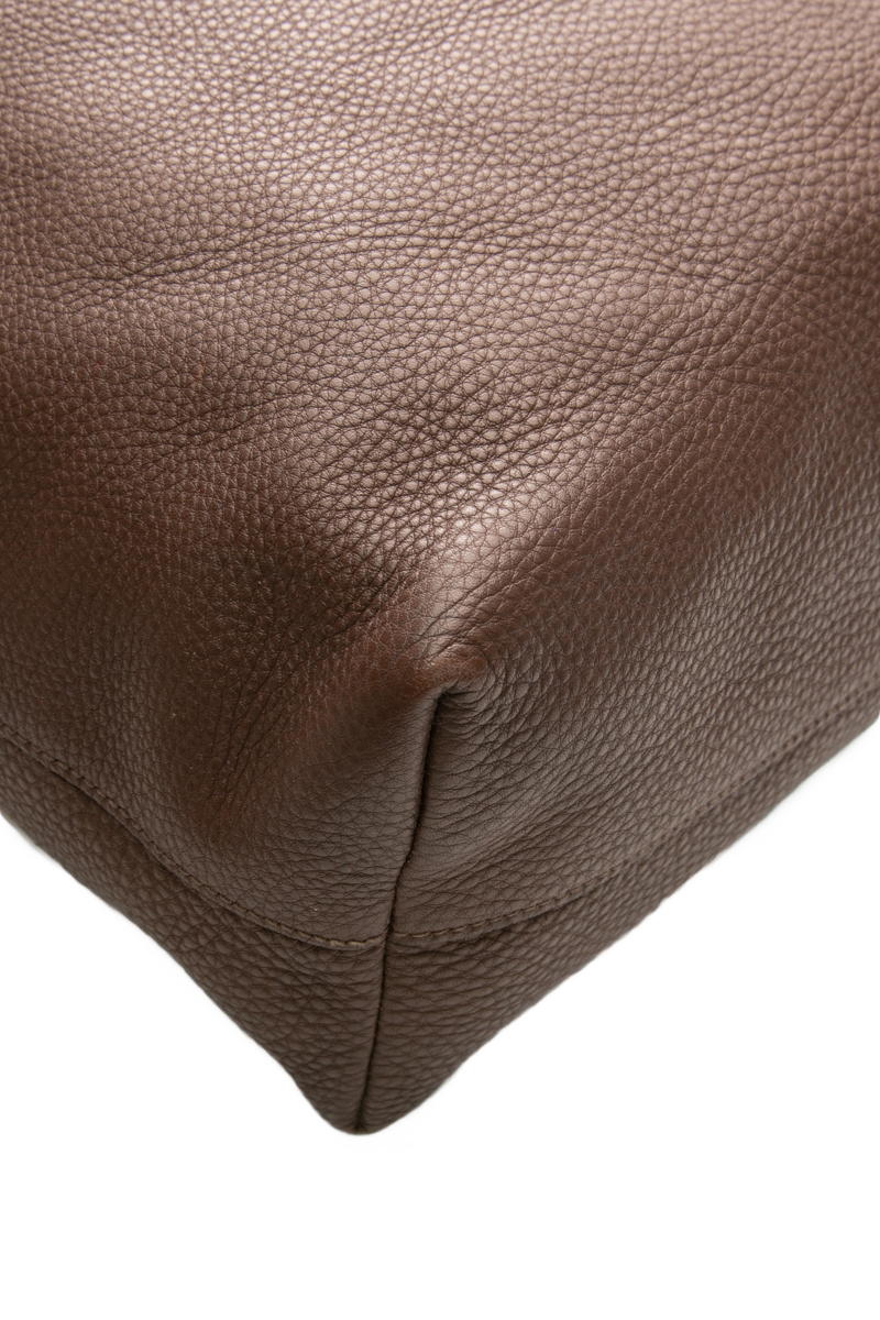 Vitello Daino Tote Bag