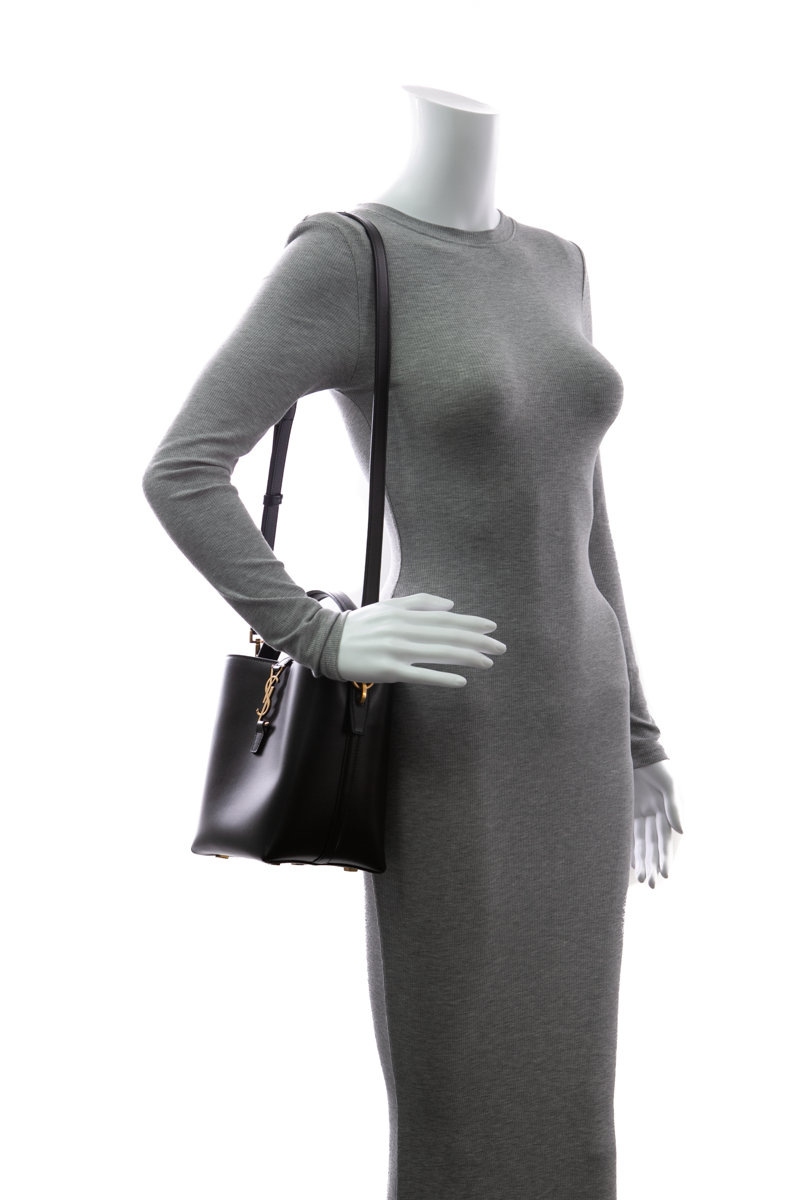 Le 37 Bucket Bag