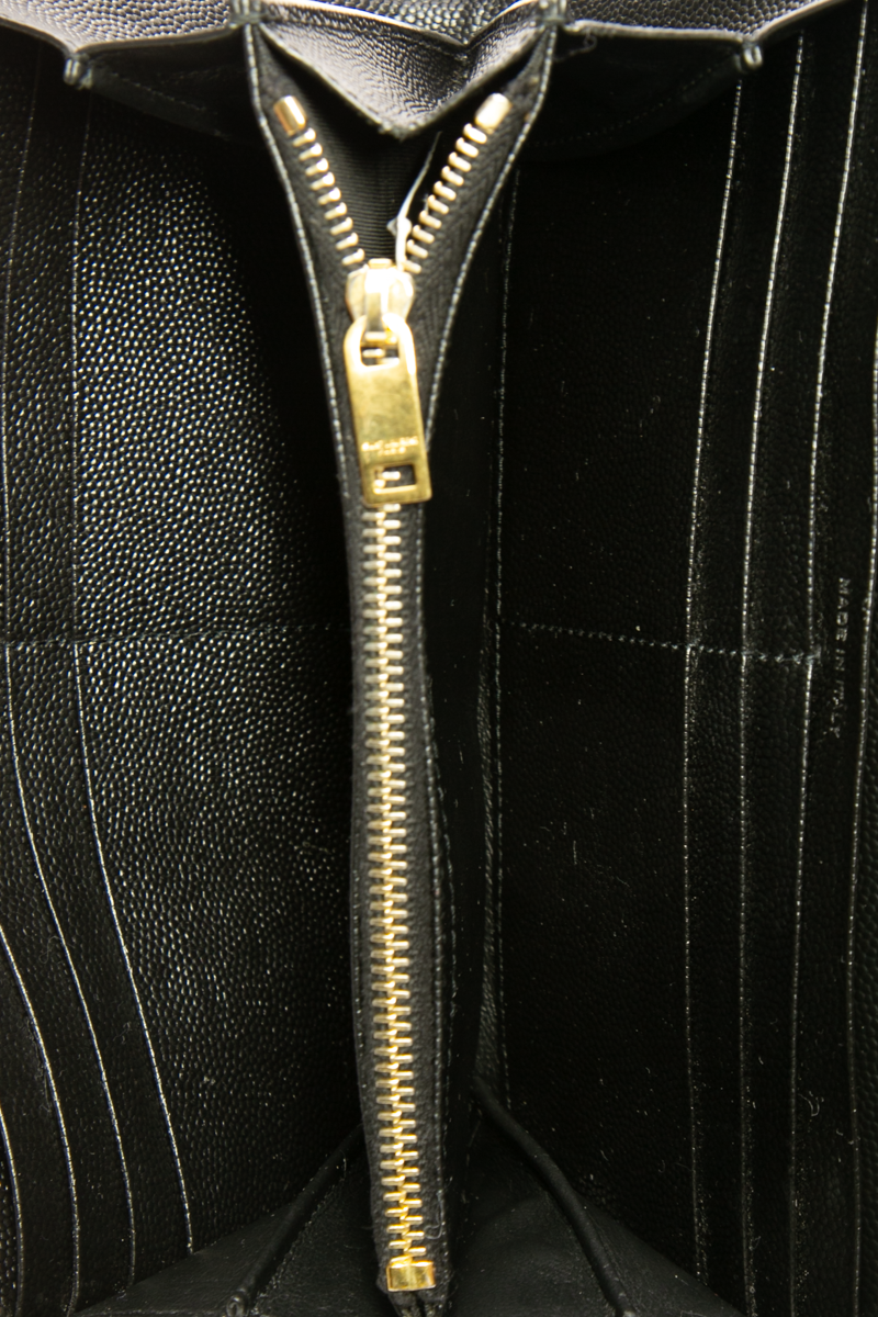 Cassandre Flap Wallet