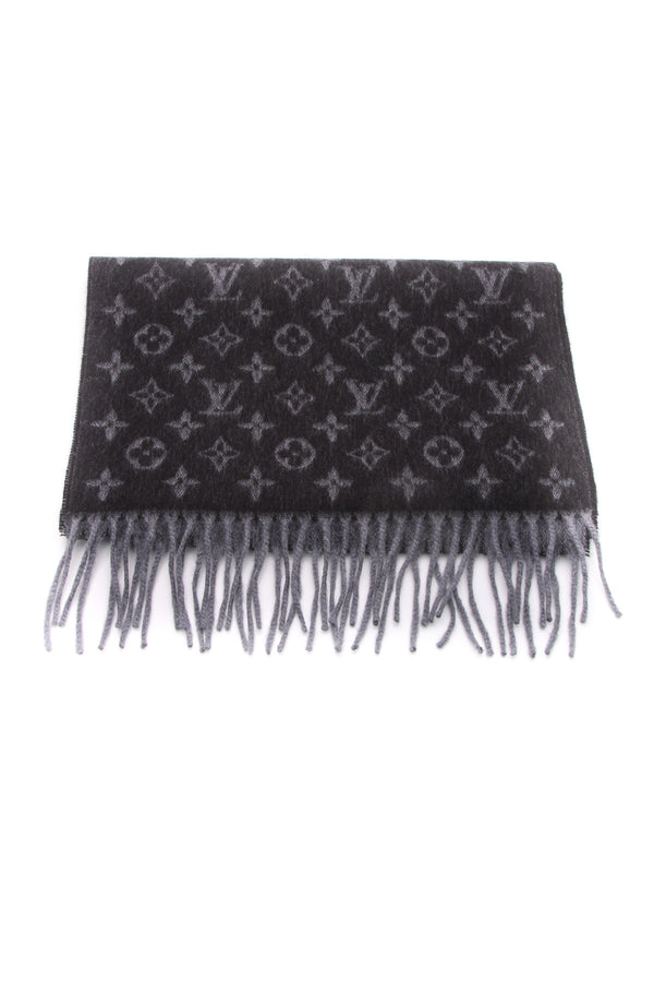 Shop Louis Vuitton MONOGRAM Monogram gradient scarf (M71607) by